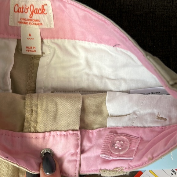 Cat & Jack School Uniform Shorts Khaki NWT Size 6 - Picture 3 of 3